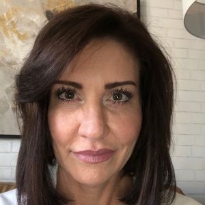 Meet your Posher, Renae